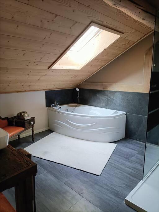 Villa La Basse Aubin à Épinal Extérieur photo